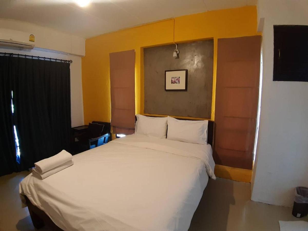 Isleep Guesthouse Чіангмай Екстер'єр фото