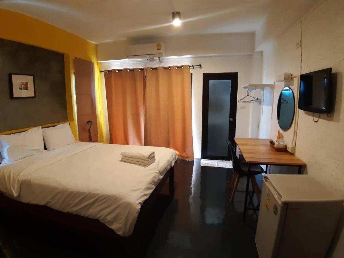 Isleep Guesthouse Чіангмай Екстер'єр фото